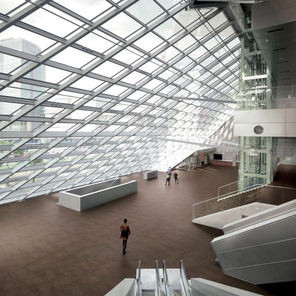 Ciment Métal 75x75 - Tiles for Airports