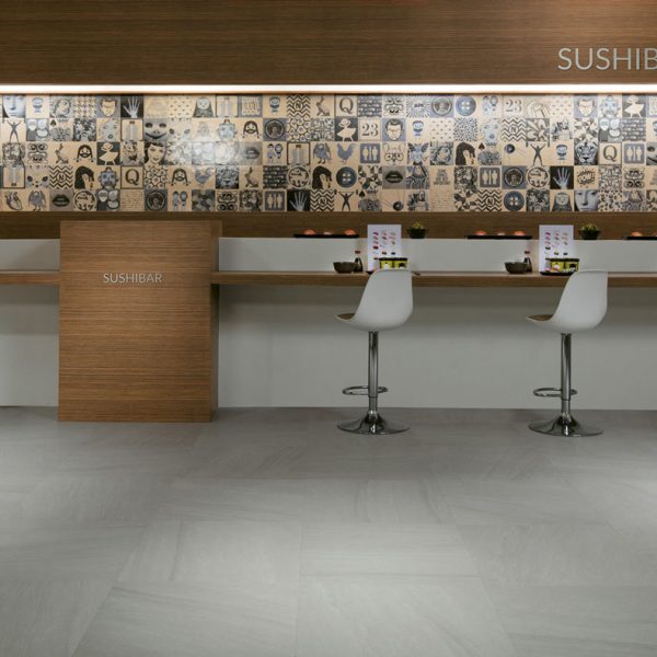 Jasper Gris 60x60 & Indigo Decor Mix - Porcelain Tiles for Restaurants