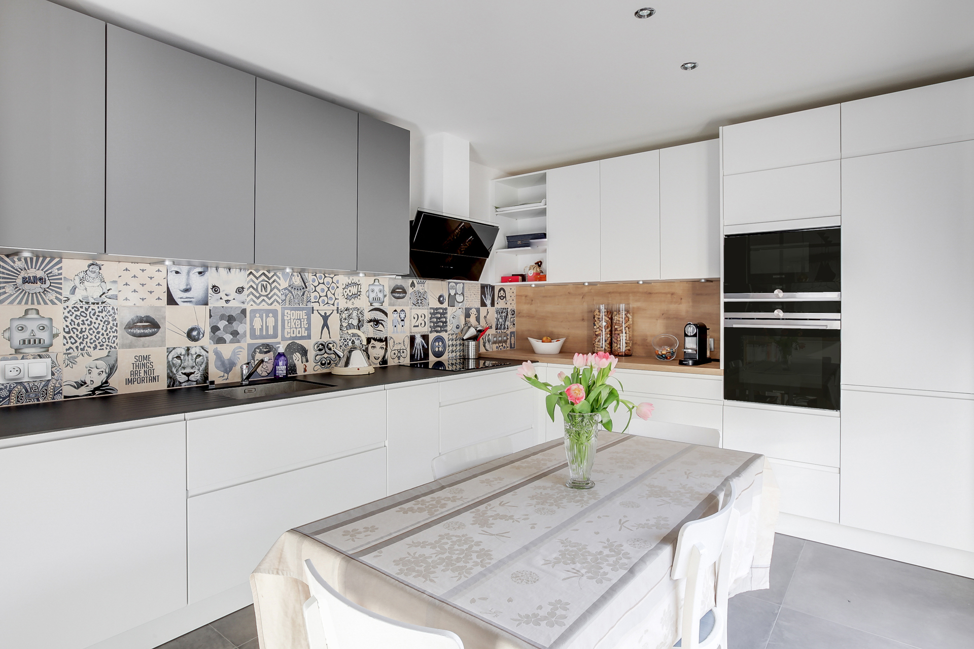 Kitchen With a Modern Design - novoceram.com