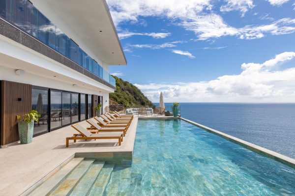 Private villa with swimming pool – Caribbean