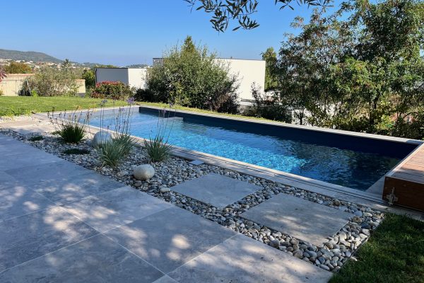 Outdoor landscaping with Solithe