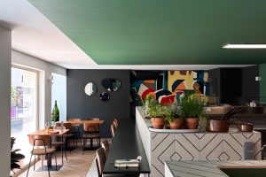 Bar fitted with Bohème tiles – Restaurant PICA PICA