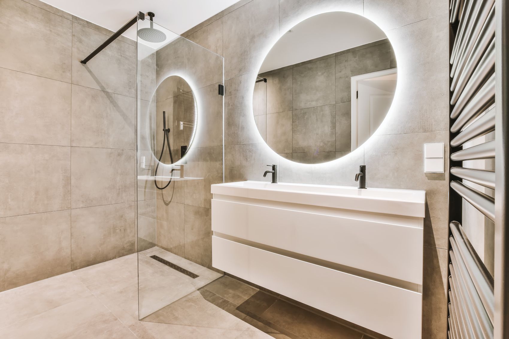 design bathroom backlit mirror