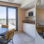 Stone-effect tiles - TULIP Hotels & Residences