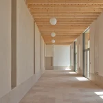 Travertine-effect tiles – Studio Gardoni