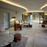 Hôtel Chabran featuring the Château stone-effect collection - Concept Déco